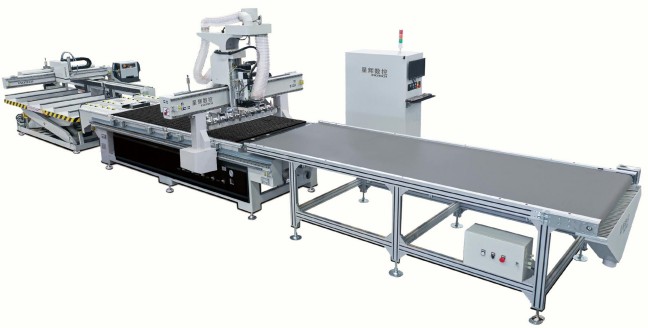 Pormentes vágógép Favágógép Excitech CNC gép